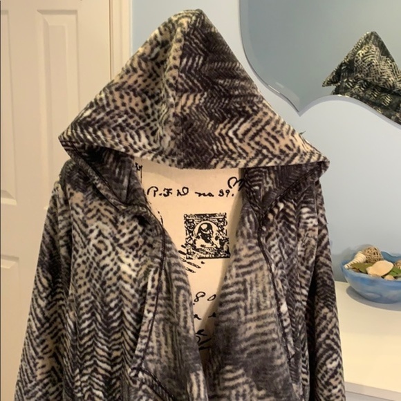 Susan Graver Weekend Polar Fleece Hooded Cardigan - Picture 3 of 5